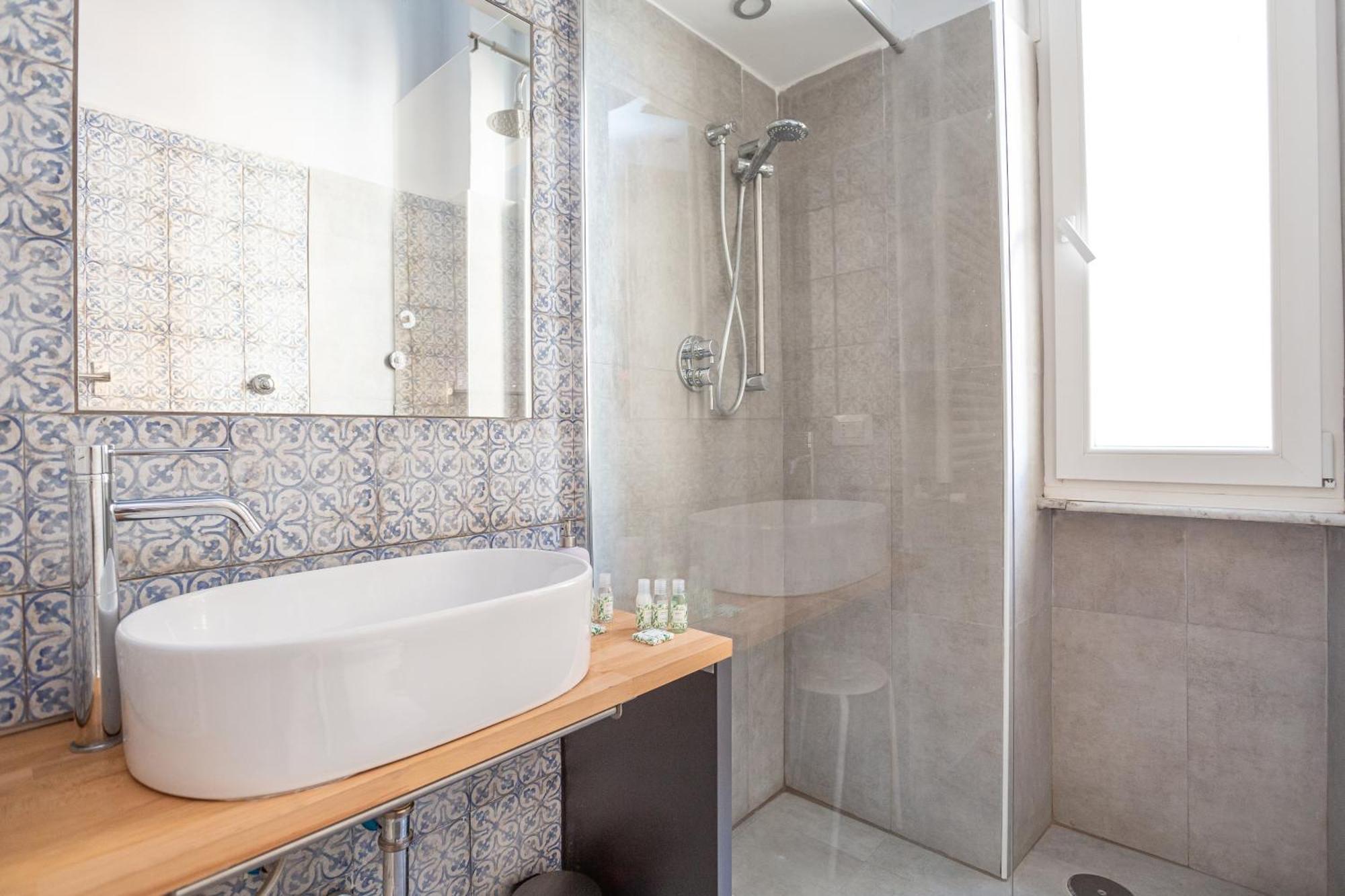 Elegantis Des Artistes Apartamento Roma